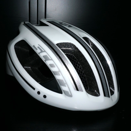 Scott Road Cycling Helmet White Black Lightweight Bike Helmet pre -owned