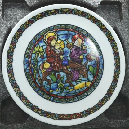 LIMOGES FRENCH COLLECTORS PLATE " LA FUITTE EN EGYPTE " DE JOSEPH GRAND